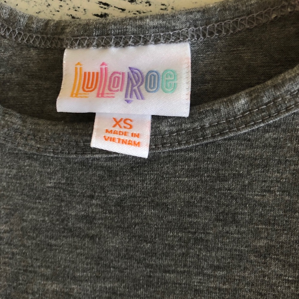 LulaRoe XS Randy tee - Picture 2 of 3